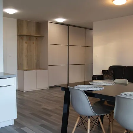 Cozy In Petrzalka Apartman Pozsony